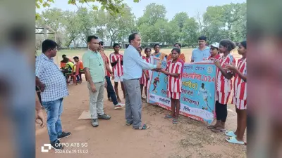 सुब्रतो कप फुटबॉल मैच की बालिका वर्ग में केजीबी व बालक वर्ग में यूएचएस सिलगड़िया विजेता