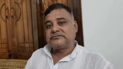 एनएच 327 ई की मिट्टी कटकर घरों में जाने से रोकने के लिए पूर्व मंत्री ने डीएम को लिखा पत्र