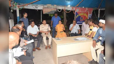 विधायक की उपस्थिति में थाना में वार्ता के बाद हटा जाम, रोज 20 घंटे बिजली देने का मिला आश्वासन