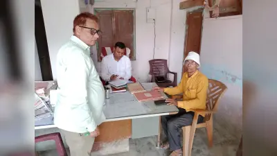 एसडीओ ने किया संत कबीर कॉलेज का निरीक्षण