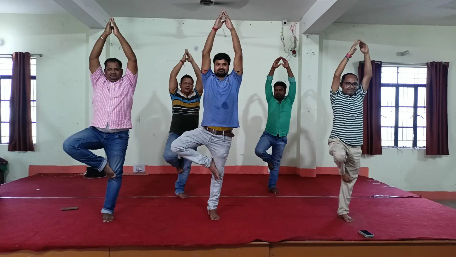 आरएल महतो बीएड कॉलेज में मनाया गया योग दिवस