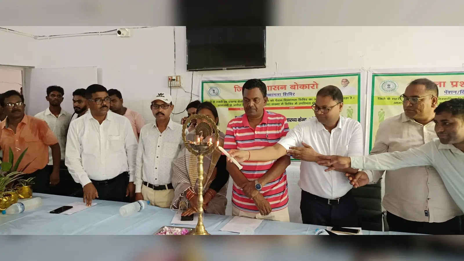 सीएचसी गोमिया में 156 दिव्यांगों की जांच