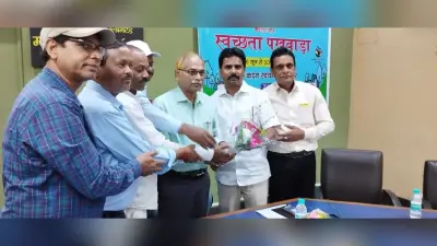 नये जीएम के साथ विस्थापित संवेदक समिति की बैठक