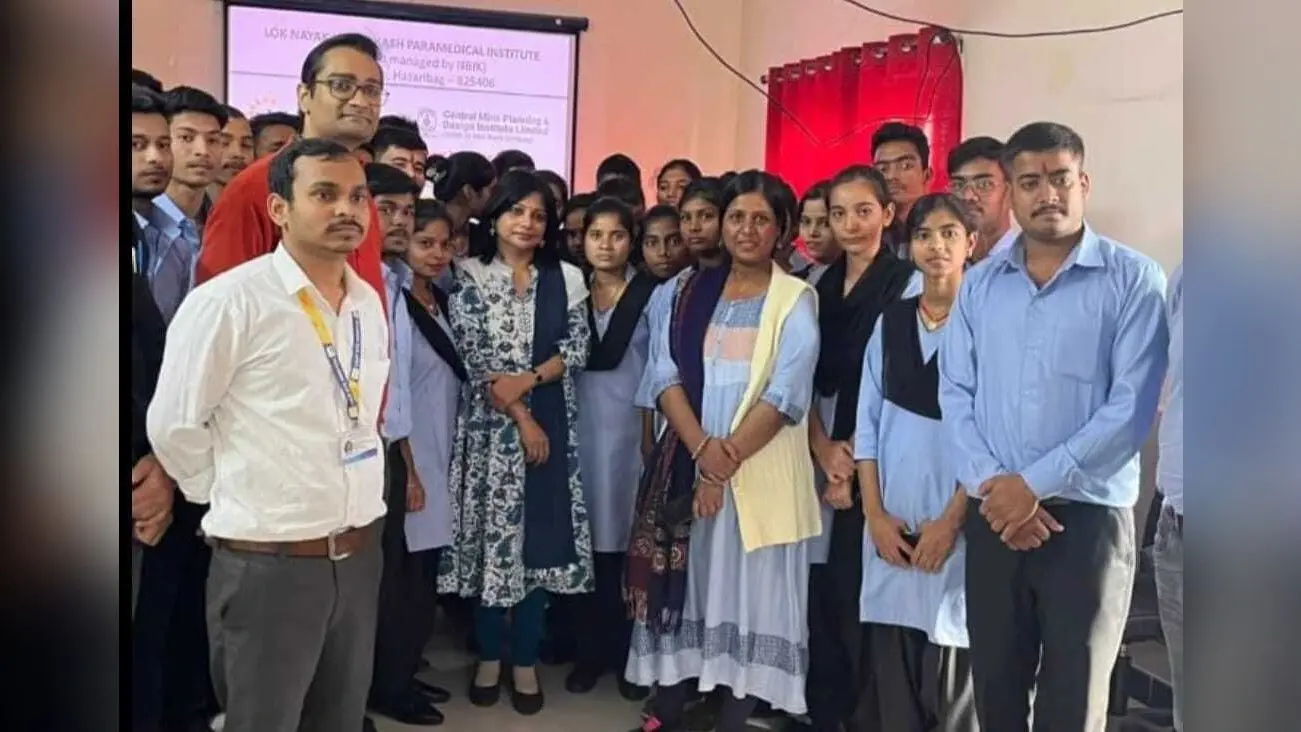 मेडिकल इंस्टीट्च्यूट में डिप्लोमा के बाद मिला रोजगार
