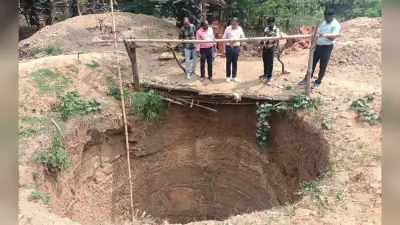 बिरसा सिंचाई कूप में योजनागत बोर्ड नहीं पाये जाने पर संबंधित कर्मियों पर लगाया जुर्माना