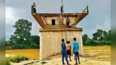 मिटकुंदरी-लहंडा ब्रिज छह साल के बाद भी अधूरा, 25 गांवों के लोग परेशान