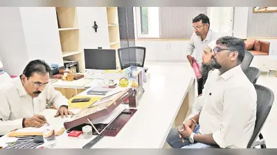 अतिथि शिक्षक कुलपति से मिले, 10 दिन में मानदेय भुगतान करने का आश्वासन