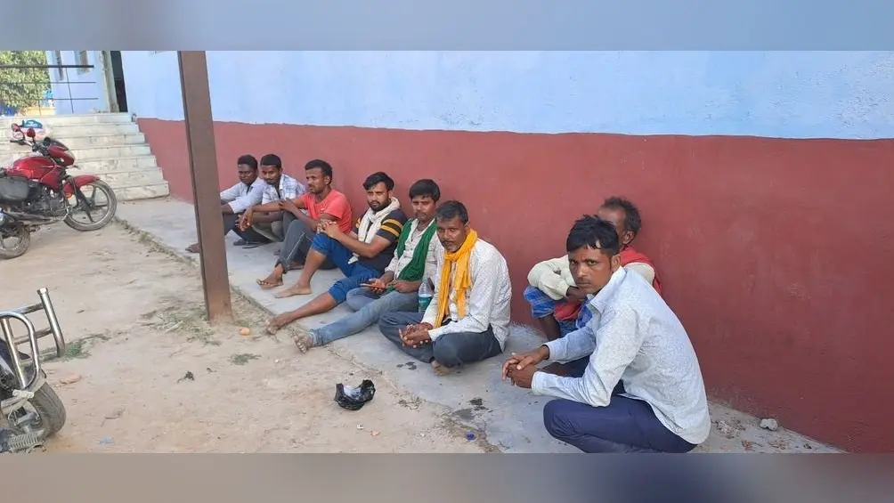 पिपरा के अमवा बुढ़ी गंडक नदी में नहाने गये तीन युवक डैबे, दो की मौत