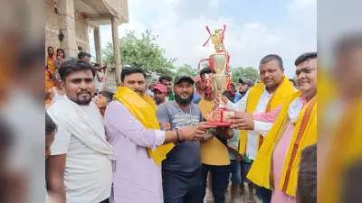 क्रिकेट टूर्नामेंट का विजेता बना दशहारा