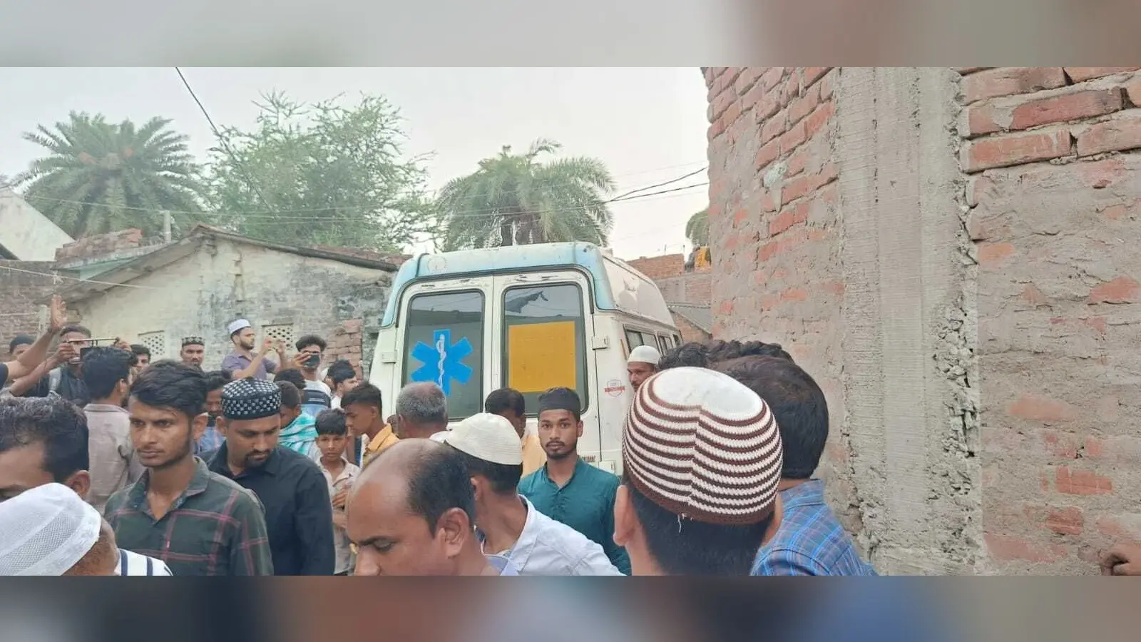 घटना के 13 दिनों बाद कुवैत से पहुंचा काले खां का शव, मचा कोहराम