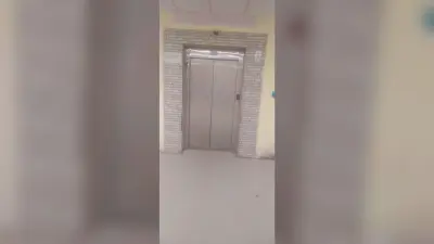 देर रात एएनएमएमसीएच के लिफ्ट में दो घंटे फंसे रहे रीजों के परिजन