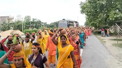 अखंड अष्टयाम को लेकर निकाली गयी कलशयात्रा