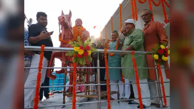 वीर कुंवर सिंह की प्रतिमा का हुआ अनावरण