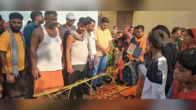 अनि का शव लोहसिंहना पहुंचते ही परिजनों के बीच मचा कोहराम