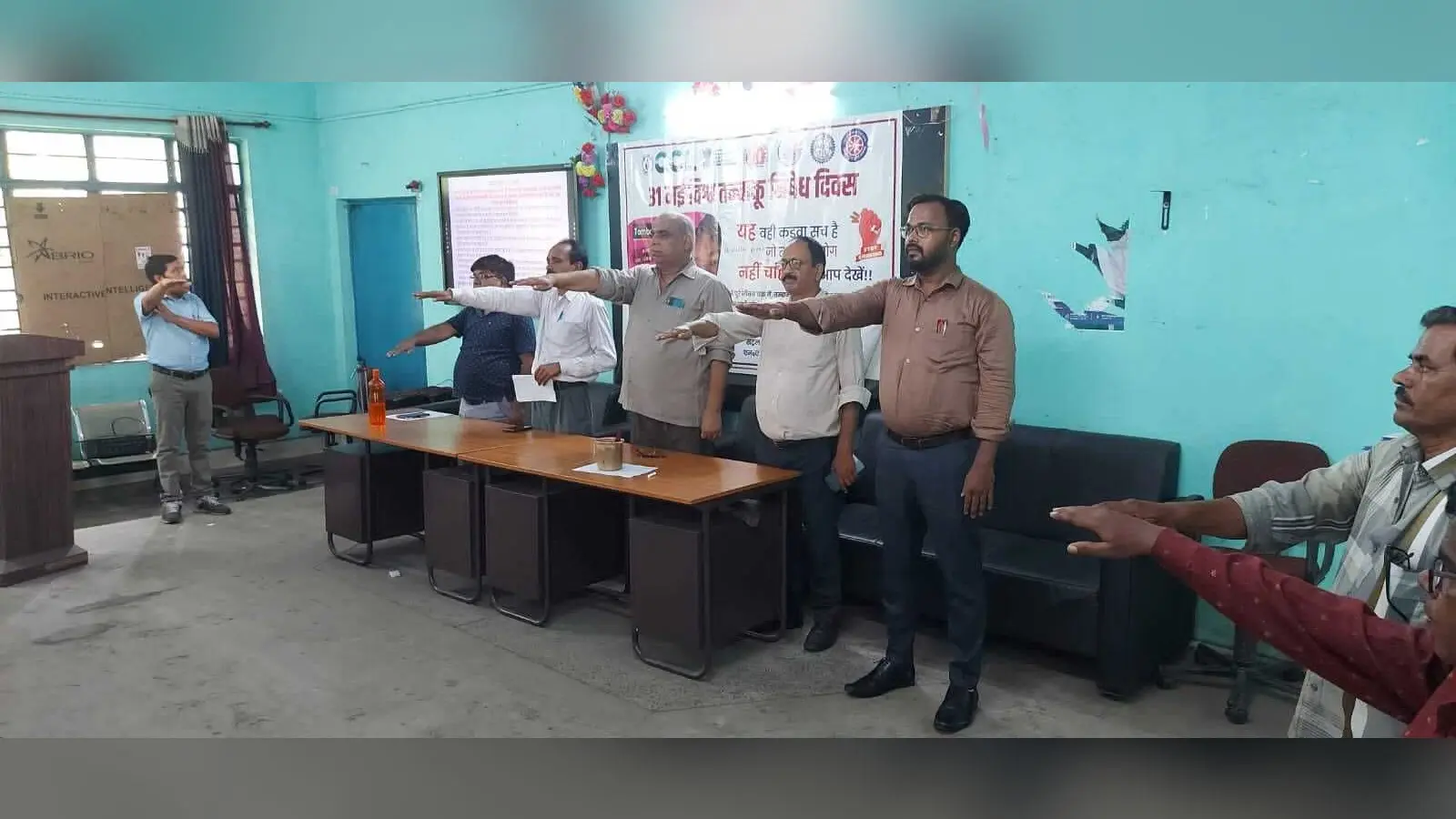 छात्र-छात्राओं ने ली नशा मुक्त समाज निर्माण की शपथ