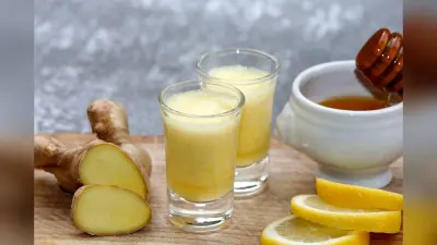 Ginger Shots: सेहत के लिए बेहद ही फायदेमंद है अदरक के शॉट्स, आज ही शुरू कर दें सेवन