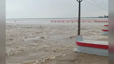 नेपाल की बारिश से बिहार में उफनाई कोसी नदी, बराज के 16 फाटक खोले गए, तटबंधों की चाैकसी बढ़ी