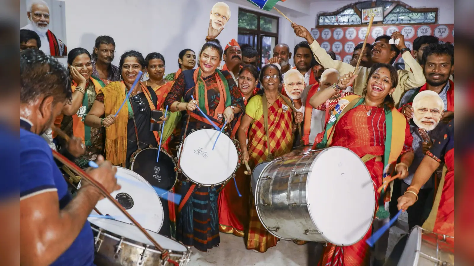 Lok Sabha Election 2024 Result : आया अंतिम चुनाव परिणाम, एक नजर में जानें किस पार्टी को मिली कितनी सीटें