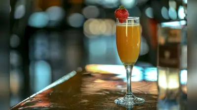 Mosambi Juice: गर्मियों में क्यों आपको पीना चाहिए मौसम्बी का जूस? यहां जाने अमेजिंग बेनिफिट्स