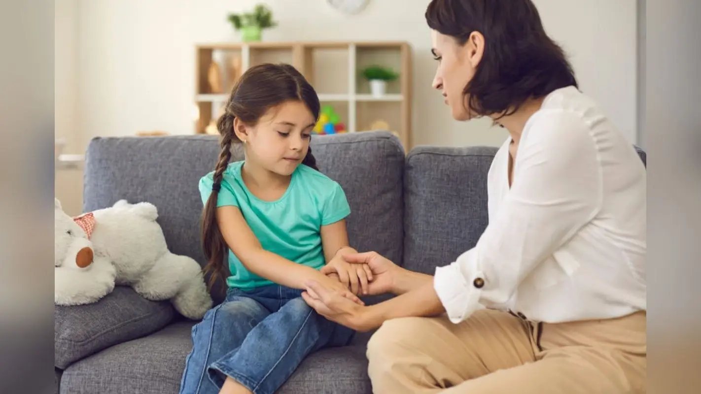 Parenting Tips: अपने बच्चों को अनुशासन सिखाने के लिए अपनाएं ये आदतें