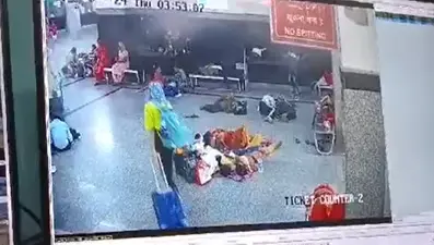 Rajouri Garden Murder Case: जम्मू स्टेशन में नजर आई लेडी डॉन, CCTV कैमरे में कैद