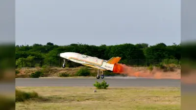 ISRO ने आरएलवी ‘पुष्पक’ की लगातार तीसरी बार करायी सफल लैंडिंग