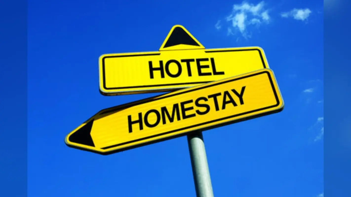 Hotel v/s Homestay: जानें क्या है आज के समय में लोगों की पहली पसंद ?