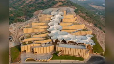 Smritivan Earthquake Memorial and Museum: भारत का एक ऐसा संग्रहालय जो है भूकंप पीडितो को समर्पित