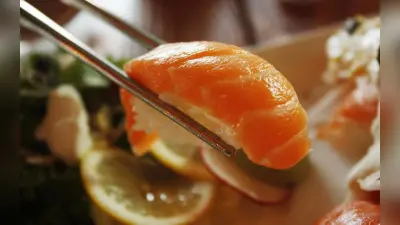 International Sushi Day: सेहत के लिए काफी फायदेमंद है सुशी, आप भी जानें