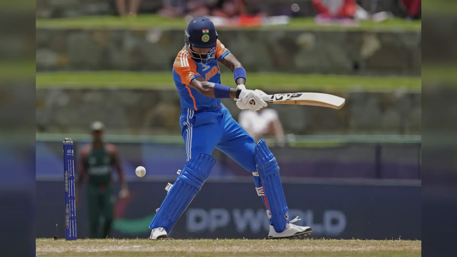 T20 World Cup: हार्दिक पांड्या ने बनाया अनोखा रिकॉर्ड, ऐसा करने वाले पहले भारतीय बनें