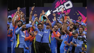 विश्व कप जीतने पर गौरवान्वित भारत