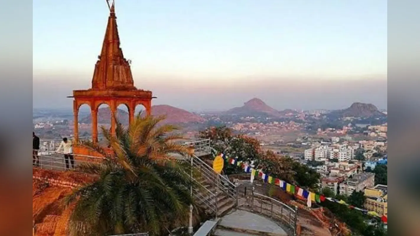 Jharkhand Tourism: 300 फीट ऊंची चोटी से कुछ यूं नजर आती है रांची की खूबसूरती, कहते हैं इसे लवर प्वाइंट
