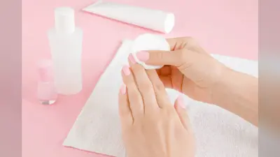 Nail care tips : अगर आप भी चाहते हैं सुंदर और मजबूत नाखून तो, इन टिप्स को करें फॉलो