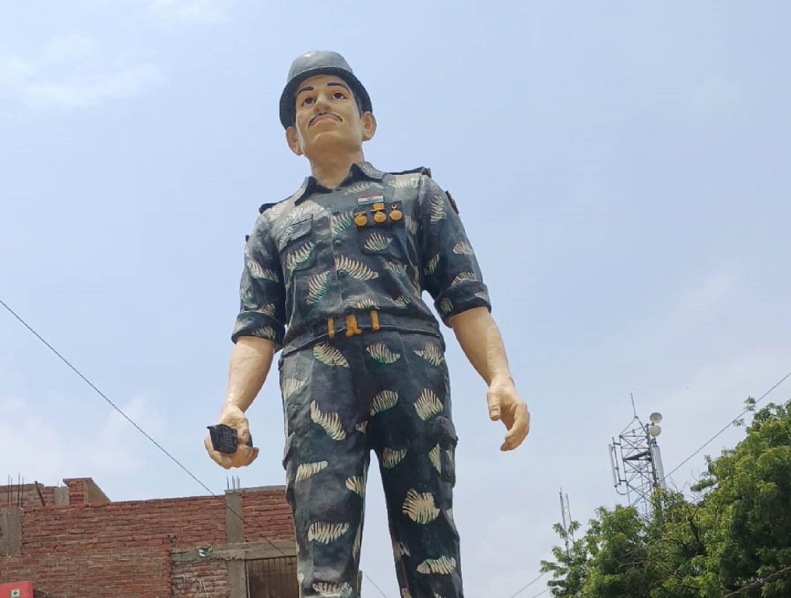 प्रभात खबर करगिल युद्ध में ‘चार्ली कंपनी’ की अगुवाई करने वाले नायक गणेश यादव के गांव पहुंची