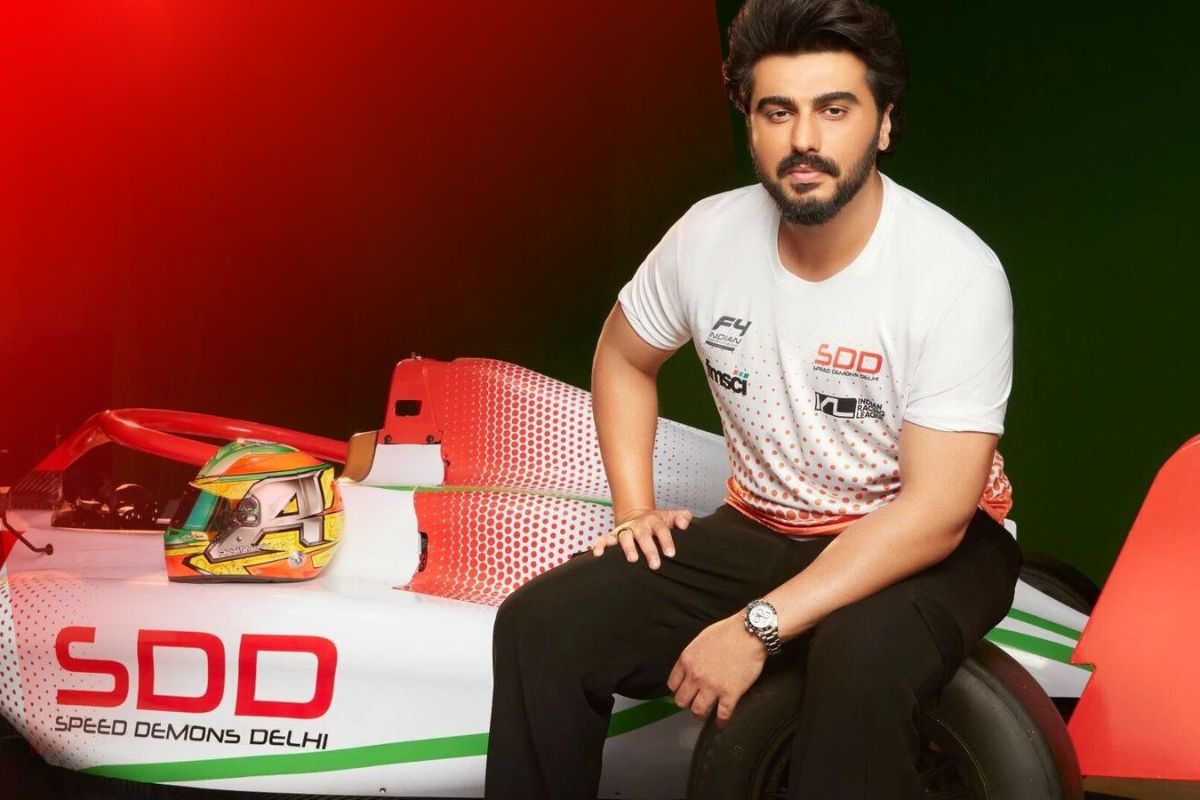 Arjun Kapoor बने रफ्तार के सौदागर, इंडियन रेसिंग लीग में खरीदी टीम