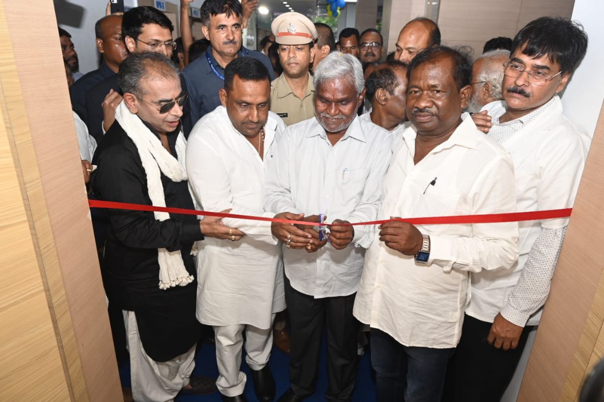 Champai Soren: झारखंड के अंतिम व्यक्ति तक स्वास्थ्य सेवाएं पहुंचाना है प्राथमिकता, नेशनल डॉक्टर्स डे पर बोले सीएम चंपाई सोरेन