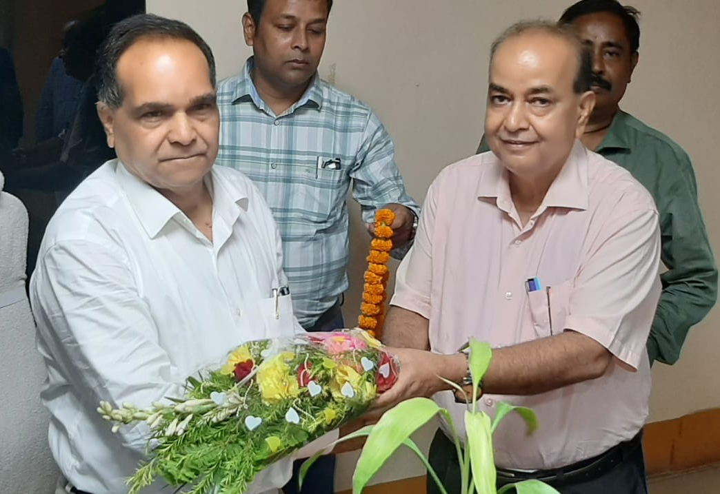 डॉ प्रमोद कुमार कनौजिया ने नये सिविल सर्जन के रूप में दिया योगदान