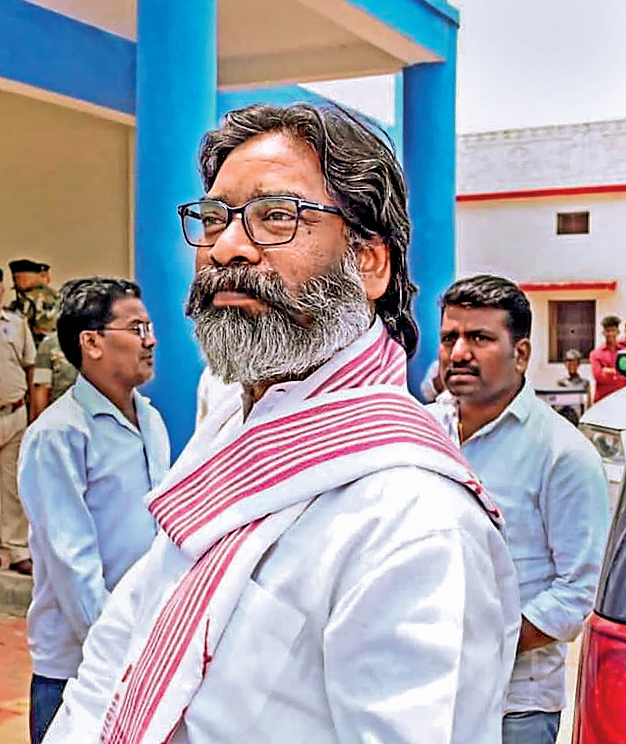 land possession case : हाइकोर्ट से मुख्यमंत्री हेमंत सोरेन को मिली जमानत को इडी ने सुप्रीम कोर्ट में दी चुनौती