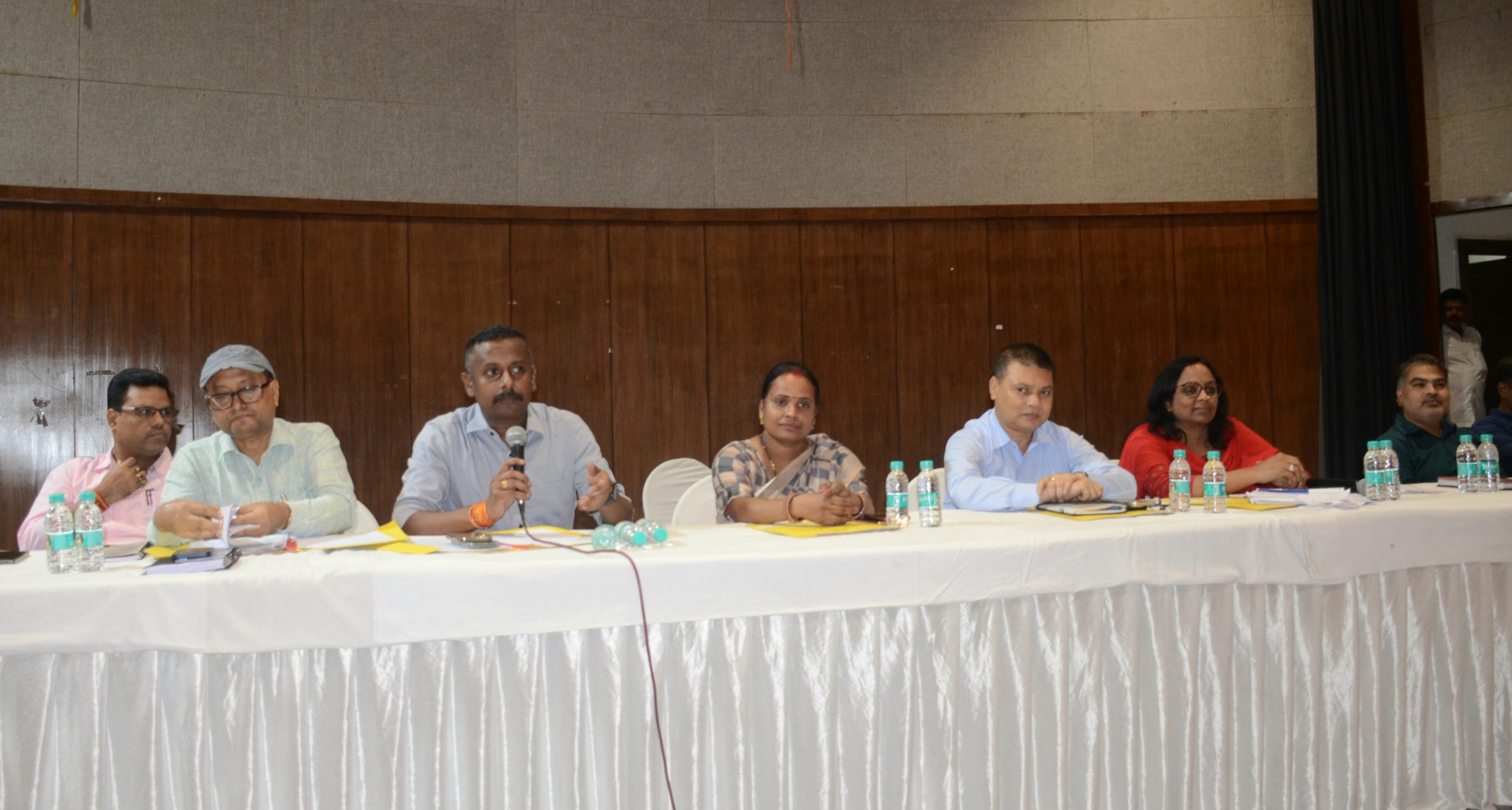 जिला स्तरीय शांति समिति की बैठक में बोले एसएसपी : मुहर्रम में गड़बड़ी करने वालों पर होगी त्वरित कार्रवाई