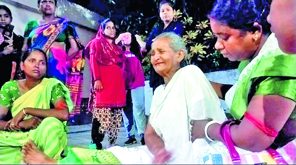 हुगली में वृद्धा ने गंगा नदी में लगायी छलांग, मछुआरों ने बचा ली जान