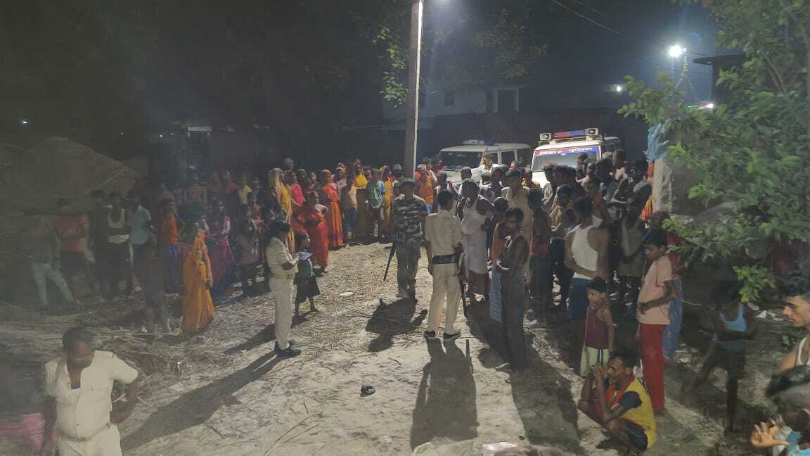 भूमि विवाद में वृद्ध महिला को लाठी से पीटकर हत्या