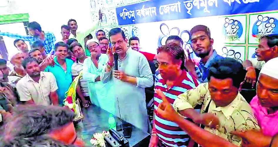 पुलिस की संभावित कार्रवाई से बचने को ऑटो-टोटोवालों की ढाल बना आइएनटीटीयूसी