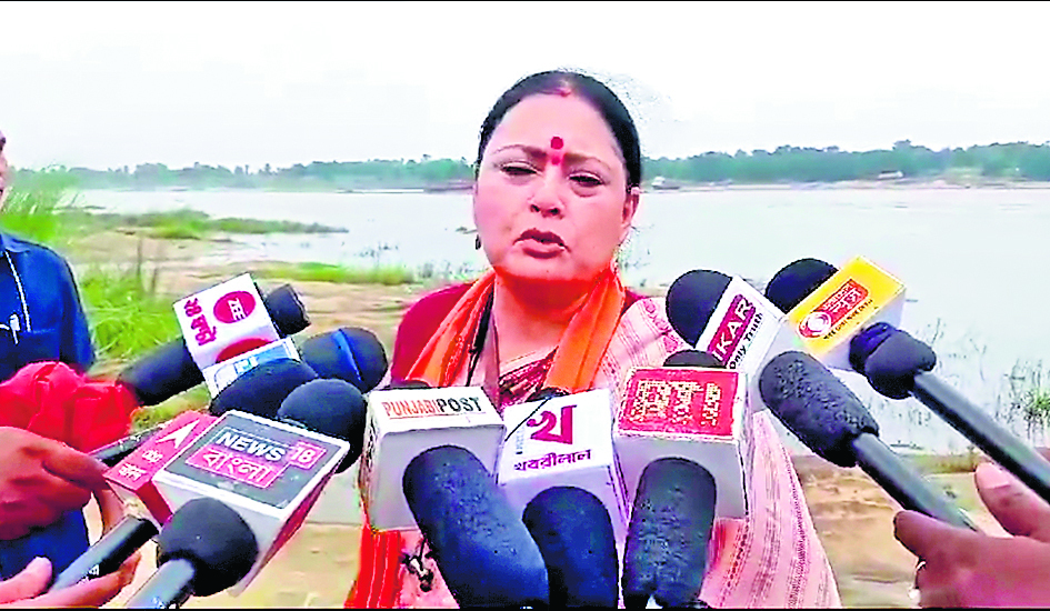 ”आद्रा मंडल अधीन दामोदर पर बना रेलवे पुल खतरे में, कभी भी हो सकती है बड़ी दुर्घटना”