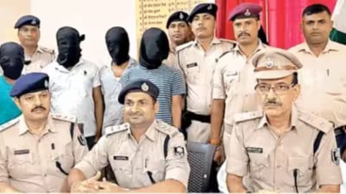 Patna: रेल पुलिस को बड़ी सफलता, लूटपाट की योजना बना रहे चार अपराधी गिरफ्तार…