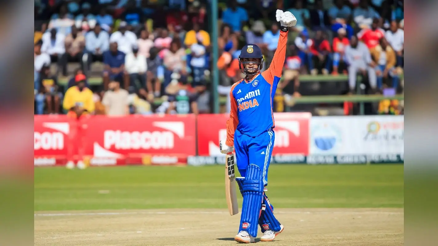 IND vs ZIM: अभिषेक शर्मा ने जड़ा करियर का पहला T20I शतक, 47 गेंद पर 100 रन