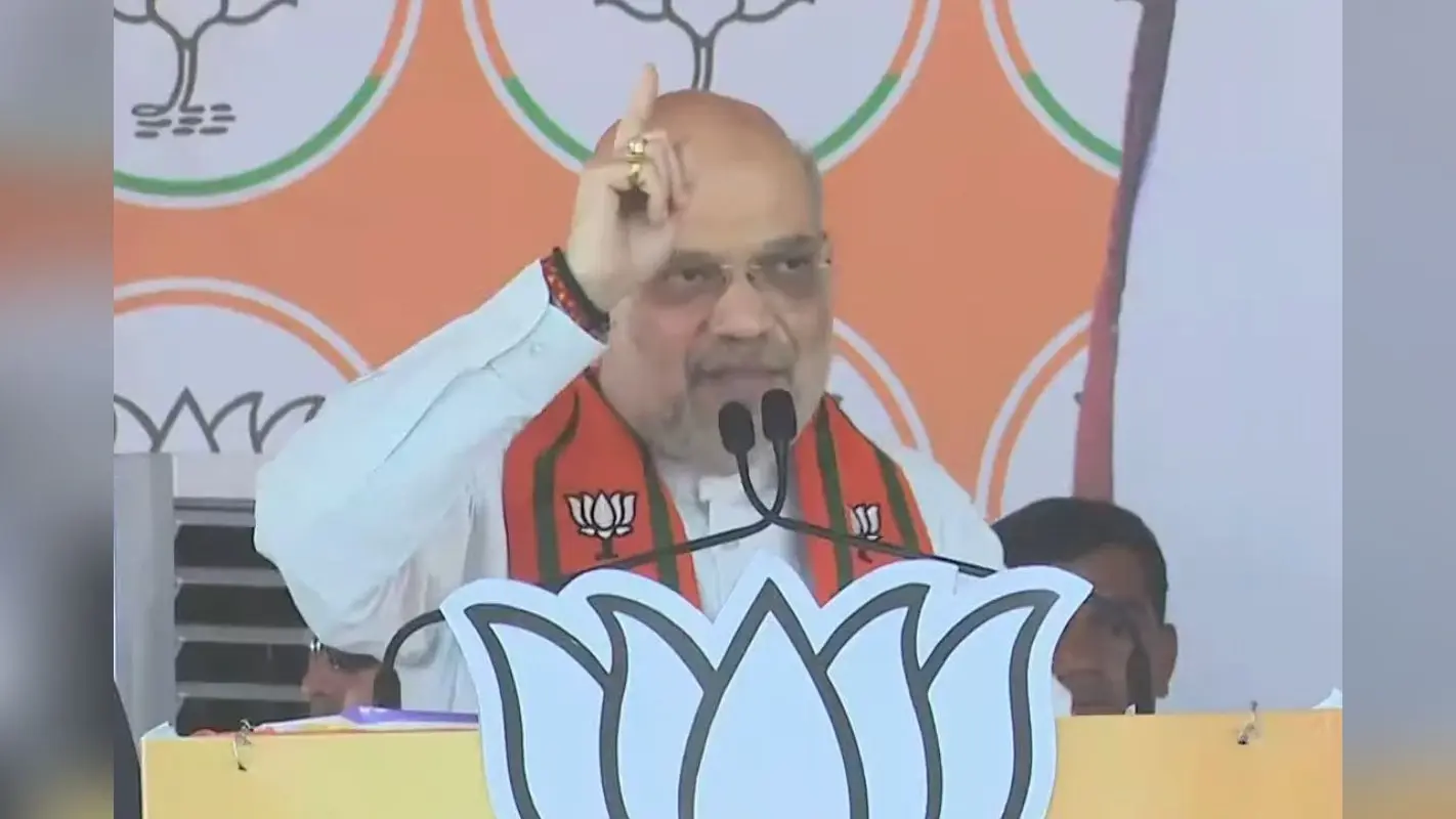 Amit Shah News: केंद्रीय गृह मंत्री ने 188 शरणार्थियों को नागरिकता प्रमाण पत्र सौंपा, कांग्रेस पर जमकर बोला हमला