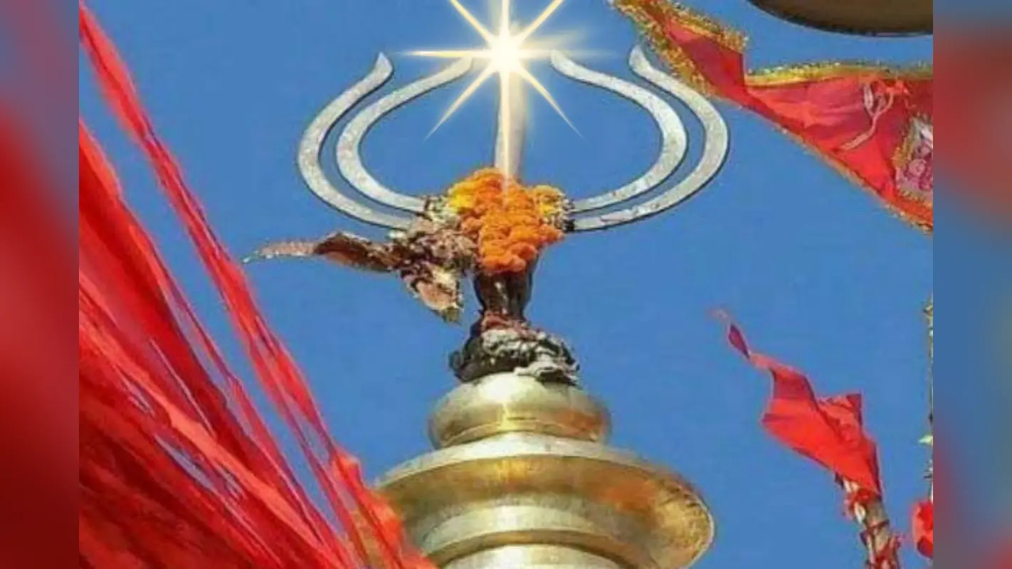 Shravani Mela: बाबा बैद्यनाथ के मंदिर के शिखर पर लगा पंचशूल क्यों है खास, जानें इसके रहस्य