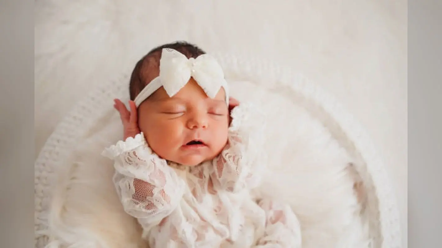 Baby Girl Names: अपनी बेटी का रखें नदियों से प्रभावित ये नाम
