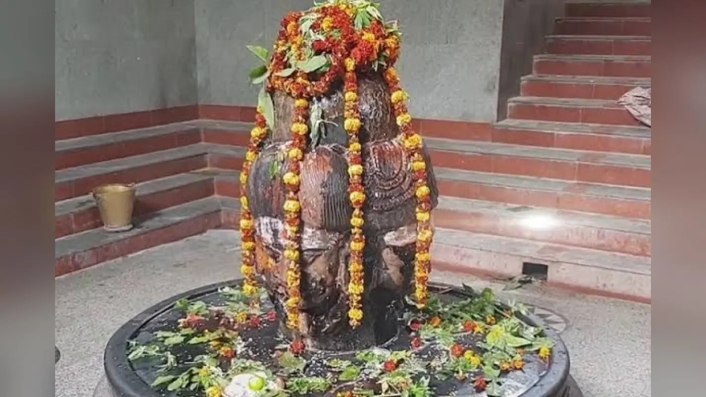 Bihar Tourism: रहस्यमय है इस मंदिर में मौजूद चौमुखी शिवलिंग