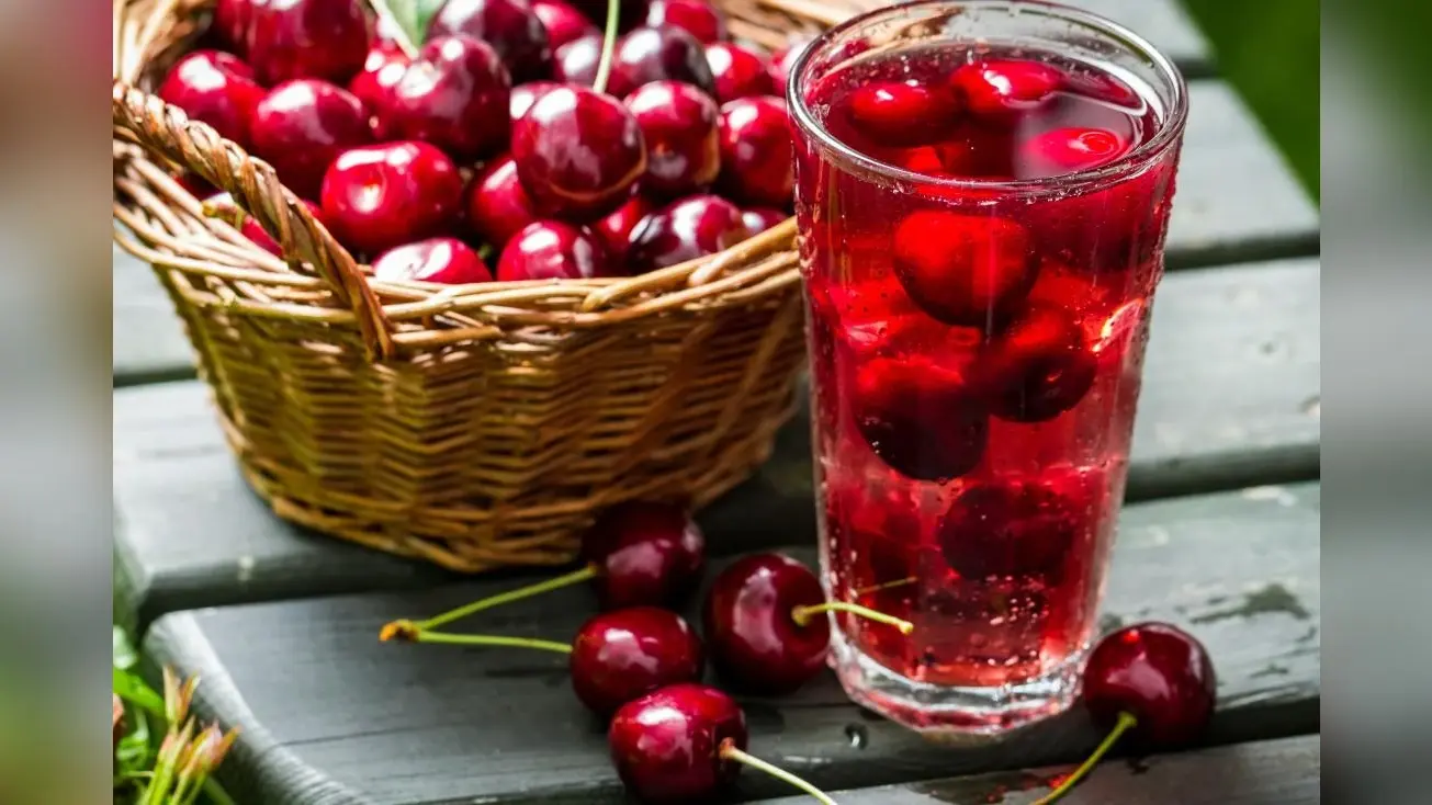 Benefits of cherry juice: मानसून में चेरी का जूस होता है काफी फायदेमंद, जानिए अनगिनत लाभ